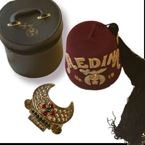 Vintage Masonic Freemason Jeweled Shriner Hat, Crescent Hat Pin  & Case